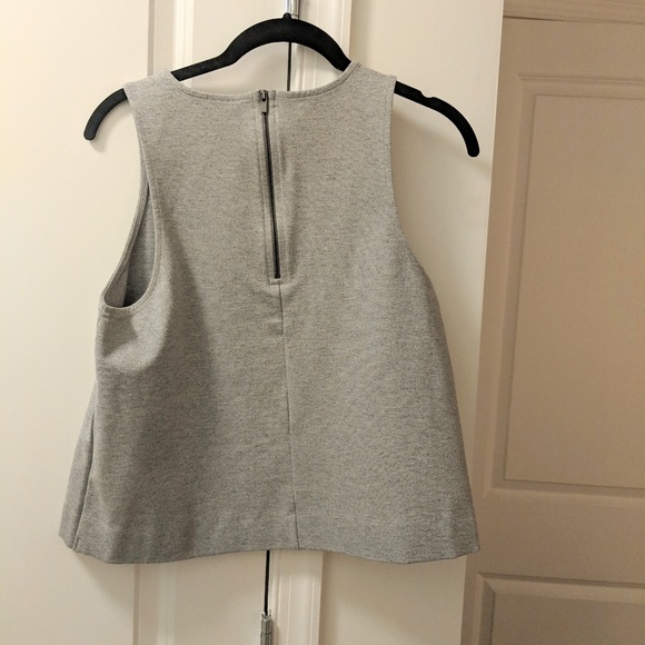 NWOT Banana Republic - Greay Tank - Picture 3 of 5
